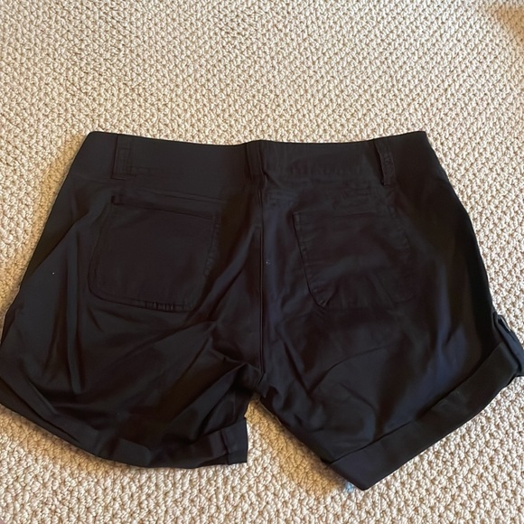 Cargo shorts - Picture 3 of 4